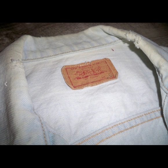 Vtg Levi’s Red Tag Denim Chore Trucker Jean Jacket Trucker Fits Like A Large - Picture 4 of 11